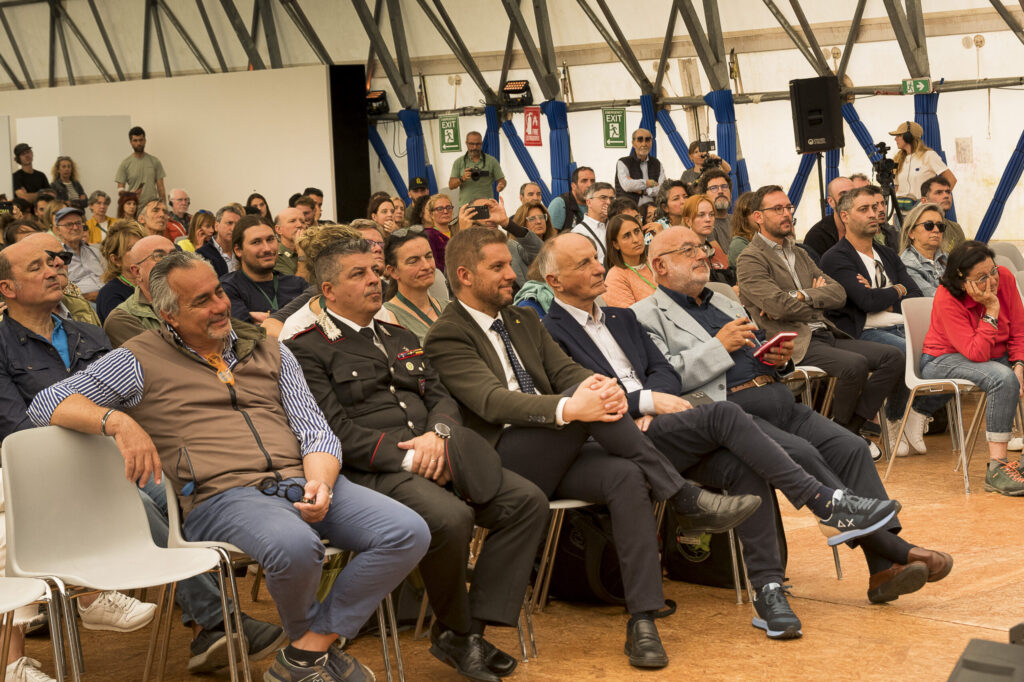 Around 150 people participated at the final conference of LIFE Bear-Smart Corridors project.